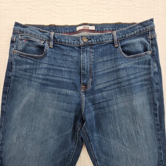 Tommy Hilfiger Jeans Men's 42x32 Stretch Medium Wash Denim Straight Leg EUC LN - Picture 9 of 12